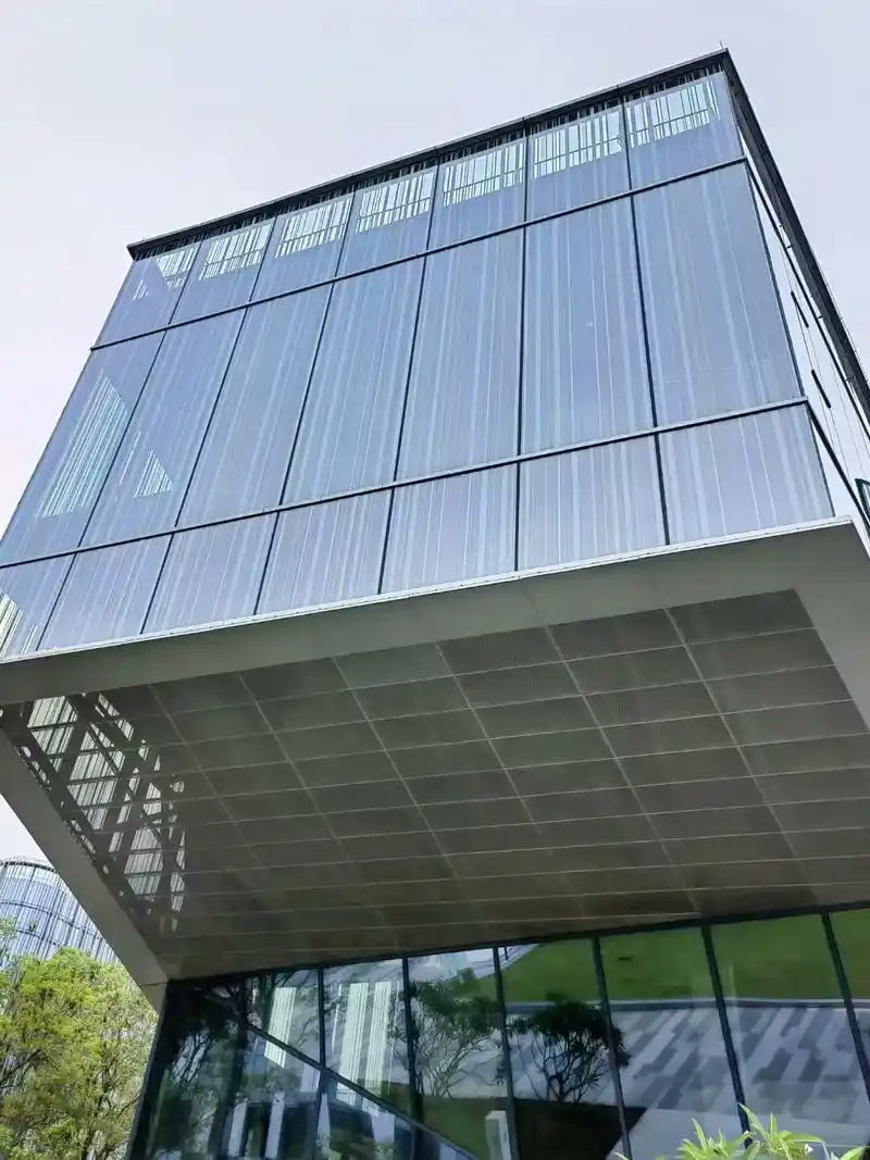 玻璃幕墙安装施工