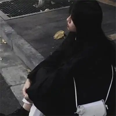 个性头像女生黑白高冷高清霸气女头像图片