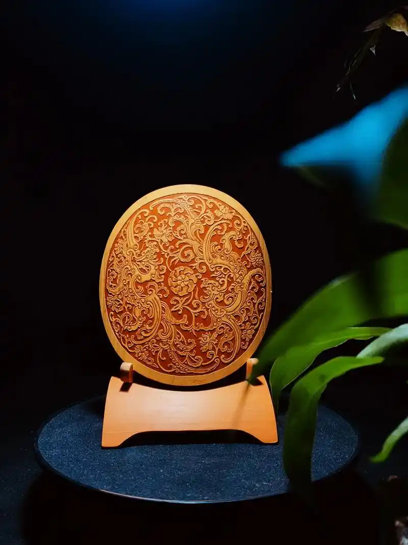 非遗文化 #艺术品 #纯手工雕刻 #创意摆件 藏刀隐意猫天 - 抖音