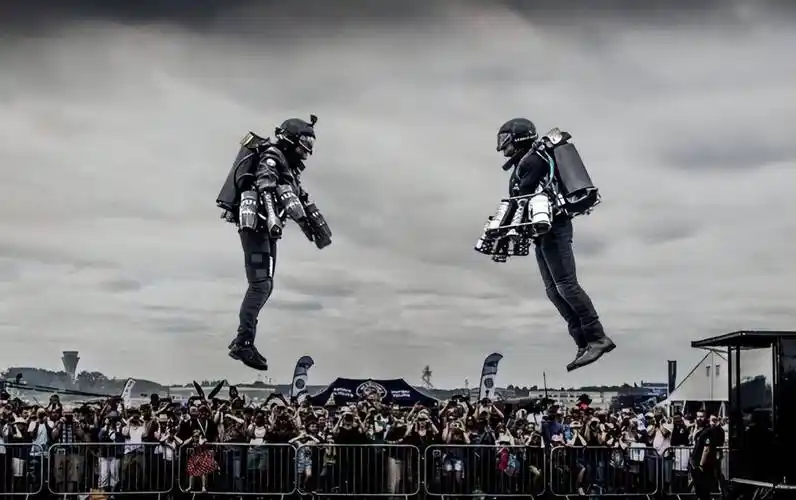 印度陆军订购喷气背包,打造边境作战"钢铁侠"?_飞行器_重力_工业