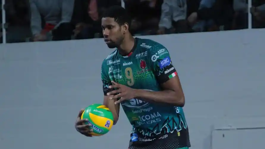 莱昂!男排第一主攻手确认将代表波兰参加奥运资格赛!