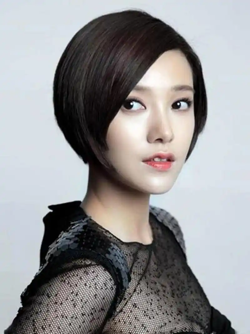 郭采洁的短发革命从顾里到狗啃式她的每一次短发逆袭都惊艳了时光  你