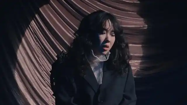 316118 (self-portrait)22667053793 2261 35