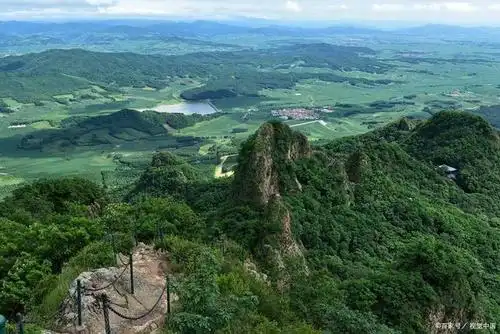 吉林旅游名山:蛟河拉法山