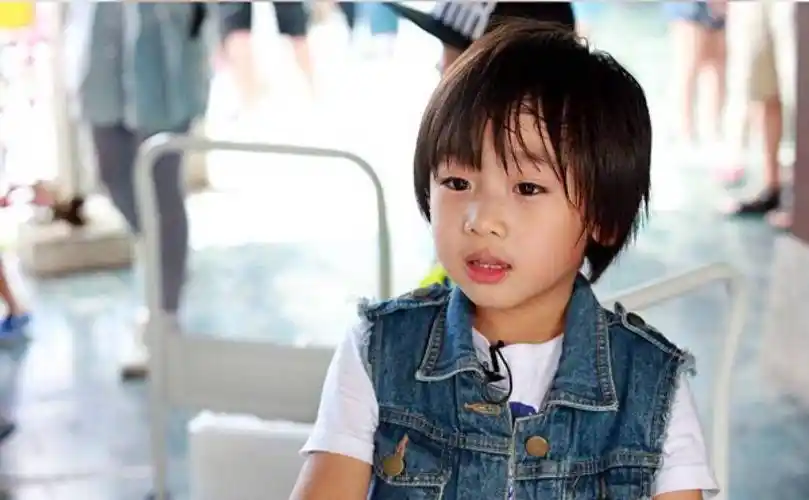 《爸爸去哪儿》播出8年后,细数5位萌娃现状,kimi最神秘_孩子_林志颖_k