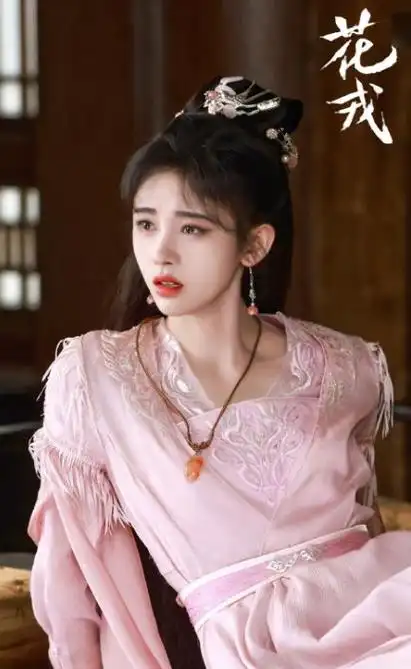 鞠婧祎的花戎特效有多炫酷剧本就有多烂