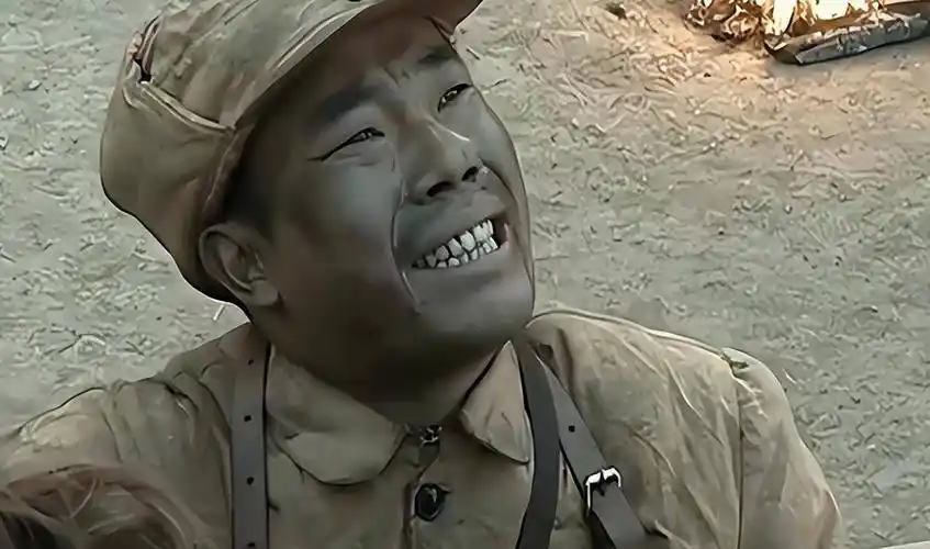 《亮剑》剧组临时喊来4个群演,个个演成了经典_角色_张伟_杨清