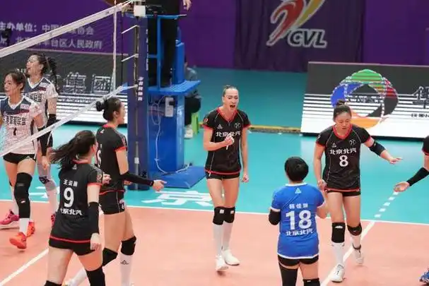 北汽女排继2019至2020赛季后,再次晋级联赛四强.