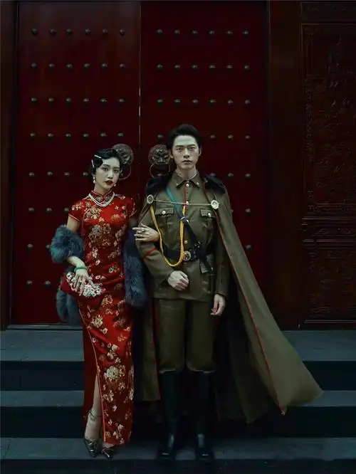 影楼民国拍照情侣剧本杀军装大帅军阀阔太旗袍街拍摄影写真演出服