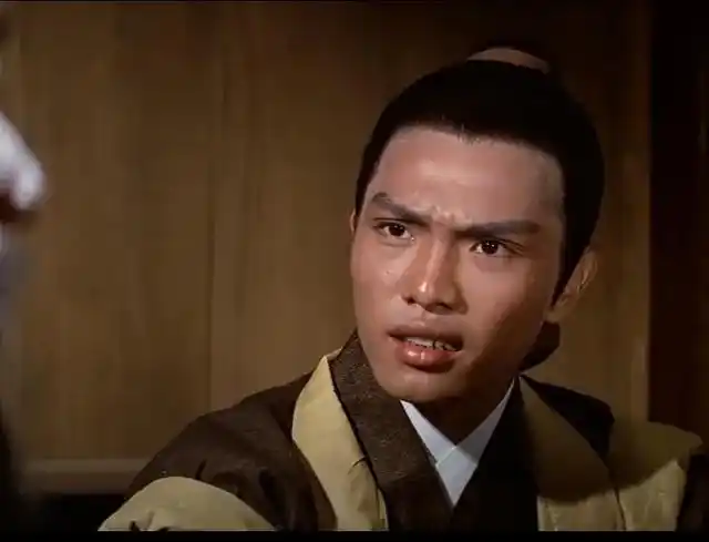 王钟:姜大卫表哥王青哥哥,发哥成龙敬仰,配角到写实警匪片祖师