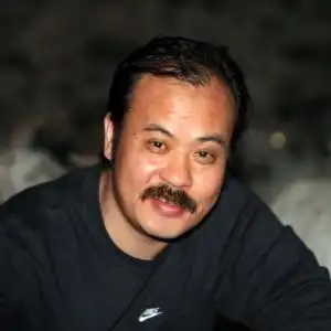 人物简介:陈志峰,男,汉族,中共党员,野马集团有限公司董事长,全国优秀