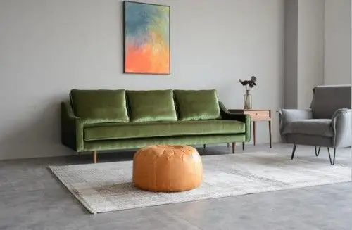 墨绿色沙发,怎么搭配都觉得丑,怎么办才好?