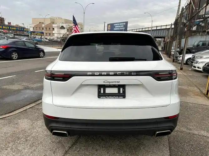 2021 保时捷卡宴