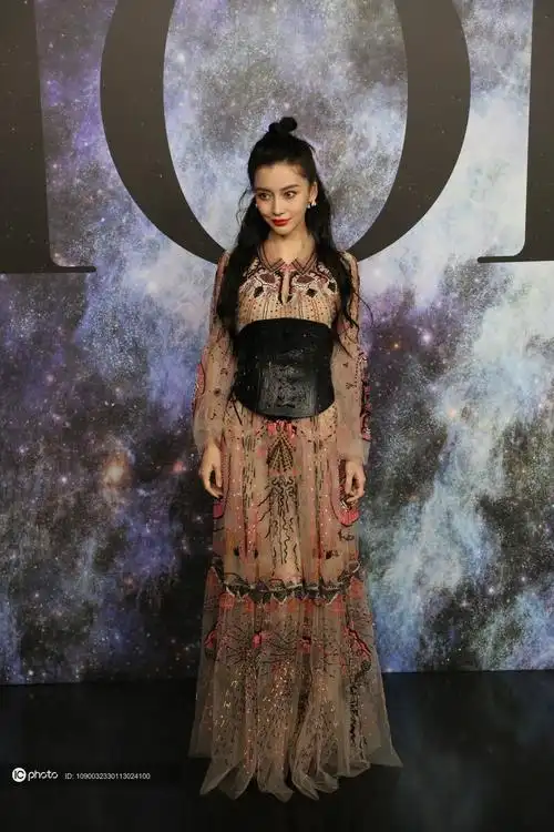 angelababy杨颖dior刺绣纱裙腰封公主风