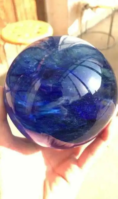 蓝色水晶球摆件 镇宅风水招财 尺寸直径8cm 送底