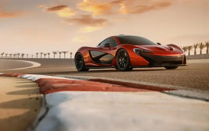 迈凯轮p1壁纸640x1136分辨率查看