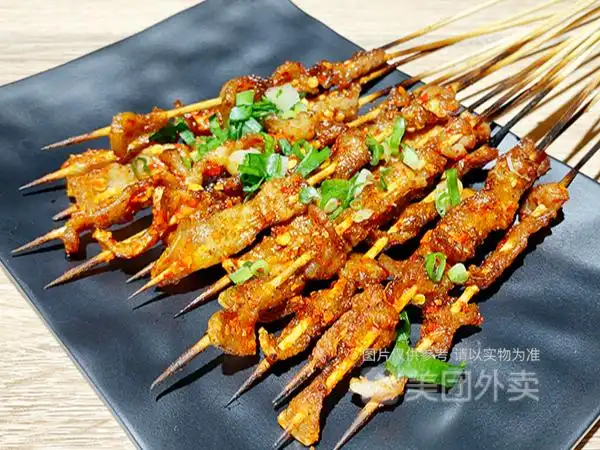 经典炭烤鸡皮图片