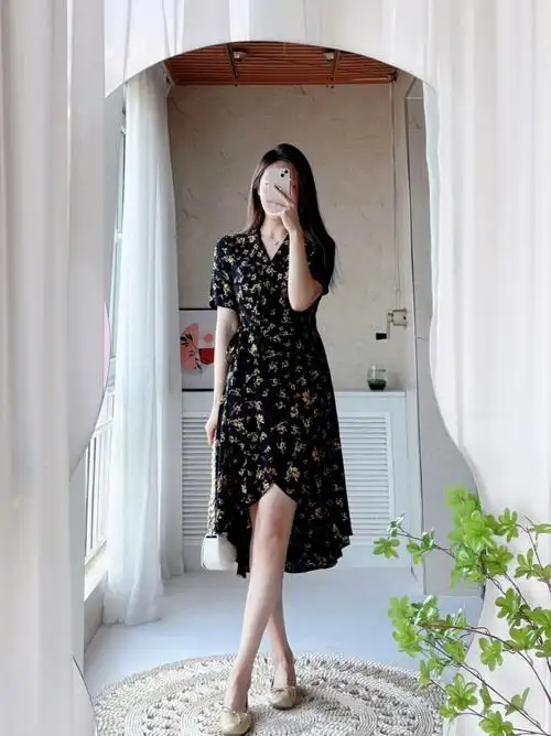 公务员的第7772条裙子穿一片式裙是什么体验