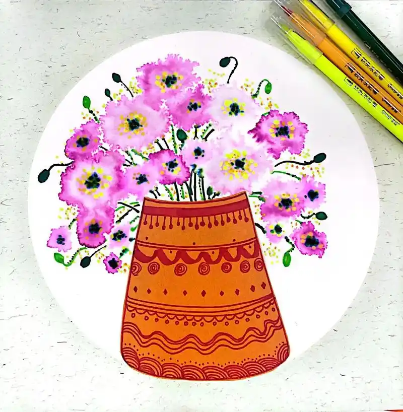 儿童画《虞美人》准备材料: 镜片纸 可溶水彩笔 彩色卡纸 马 - 抖音