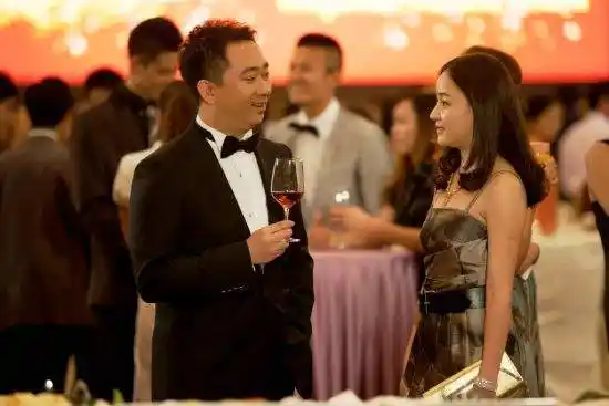 王自健前妻发文疑似内涵:都是第一次做人,有点尊严