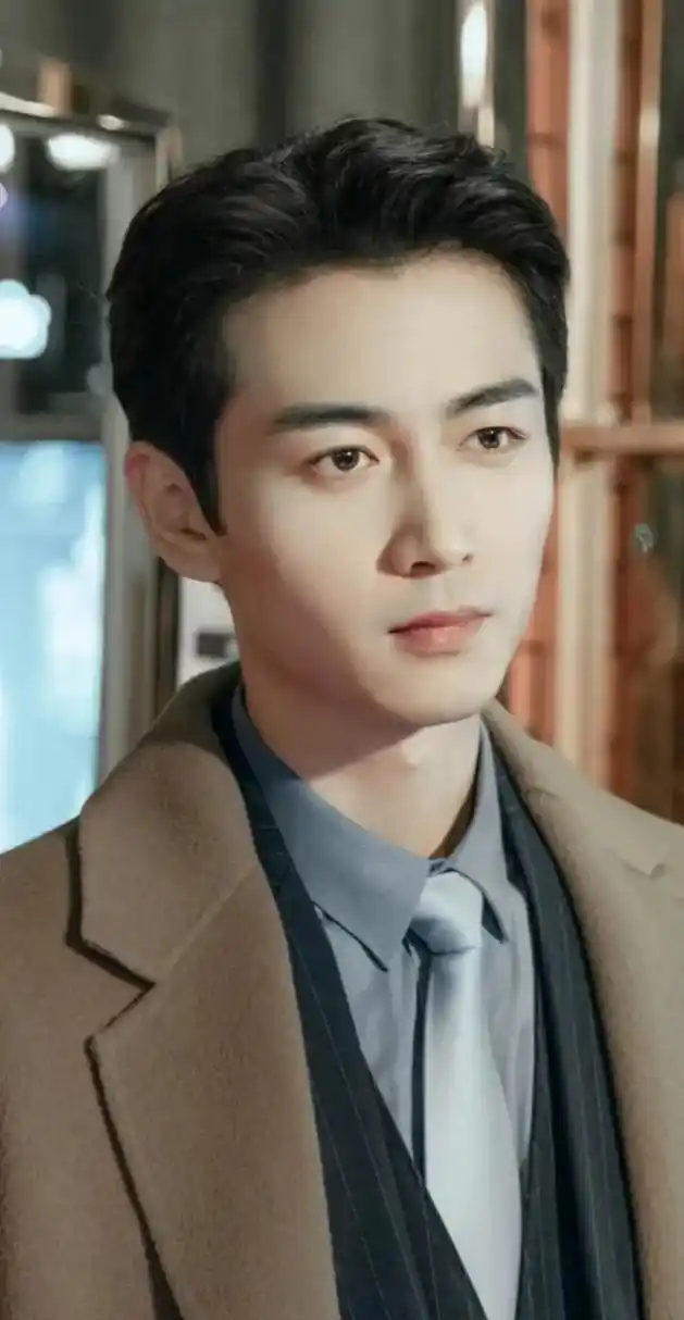 陈晓,离婚后有"五"点让人佩服: 第一,工作不耽误,直接赶赴外地, 第