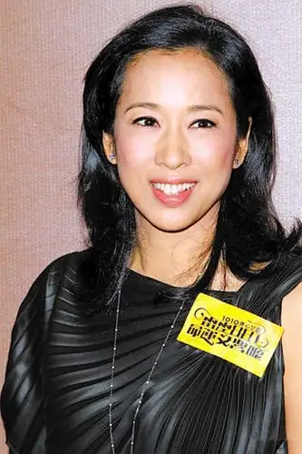 朱玲玲公布儿子喜讯