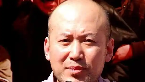 才华横溢的多领域表演艺术家——郭达作为一位备受认可的中国大陆演员