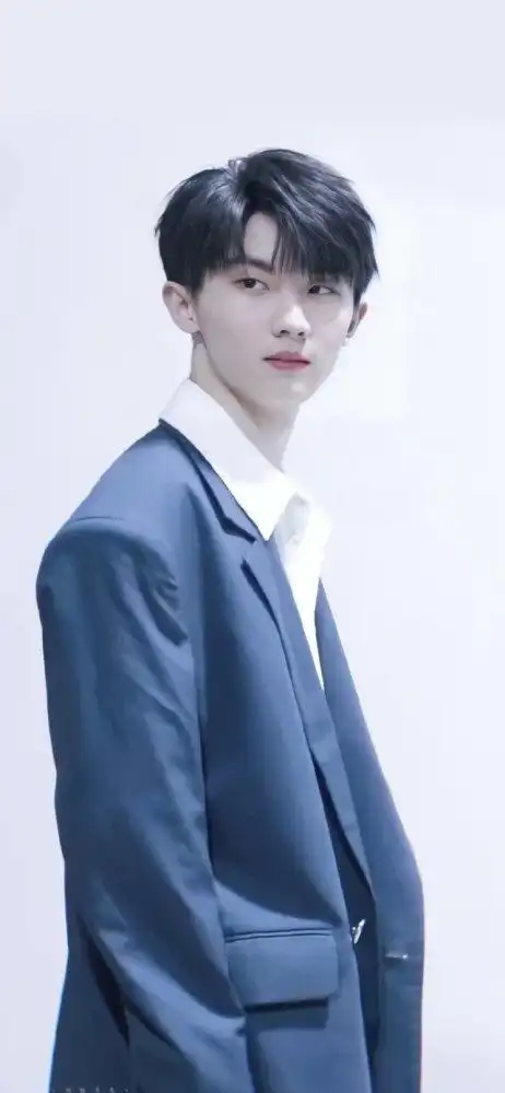 tnt时代少年团成员微介