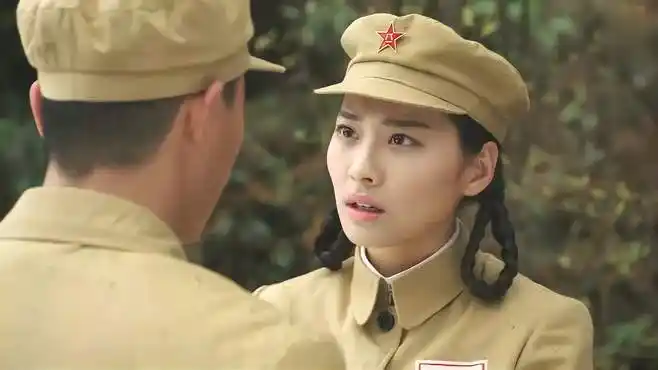 战天狼:东北解放了,武十三跟部队入关,方碧怡挺着孕肚一脸不舍-影视综