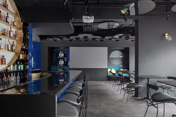 工业风酒吧设计