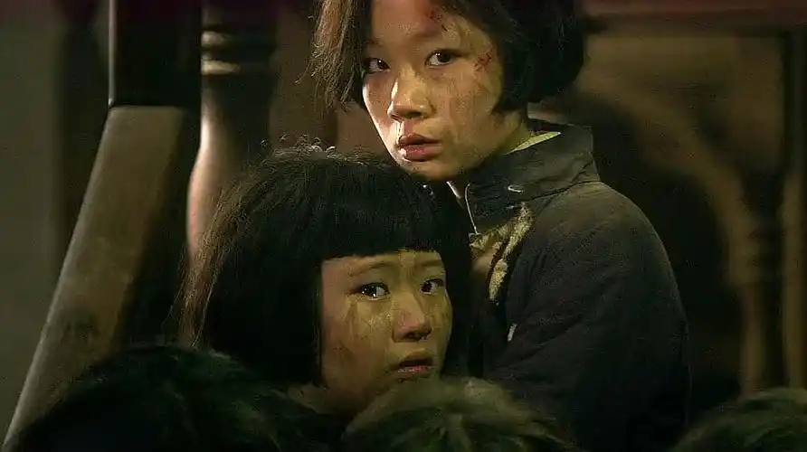 金陵十三钗精彩速看倪妮化身秦淮歌女为救女学生挺身而出