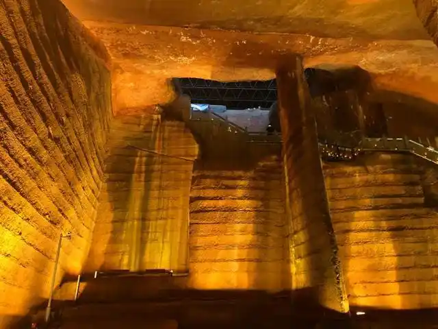 我国古代高水平的地下人工建筑群之一,是中华民族博大精深的体现