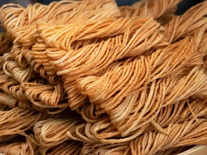 30年师傅炸馓子做法,馓子酥脆起泡不油腻