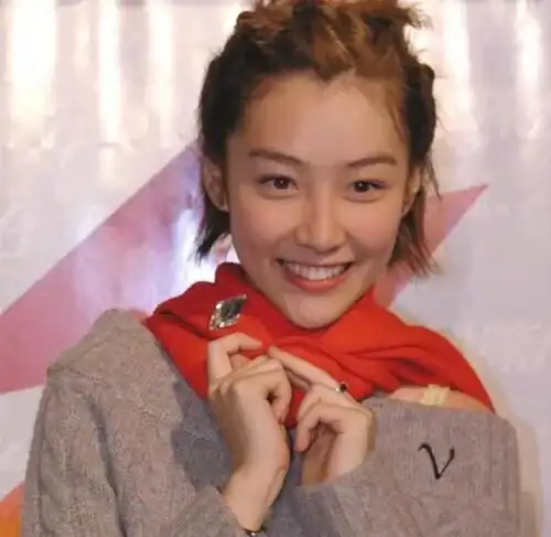 阿娇自曝被圈内闺蜜抢男友,网友扒出陈冠希前女友|陈文媛|阿娇|闺蜜