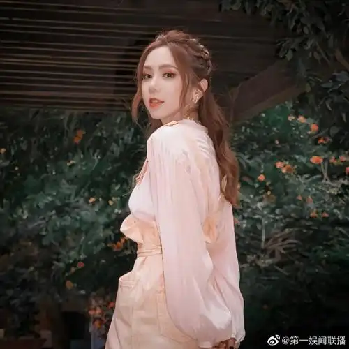 邓紫棋录制中国说唱巅峰对决##中国说唱巅峰对决