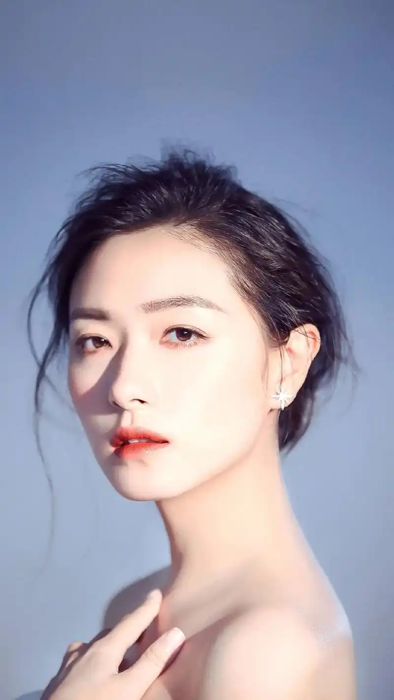 万茜 咱们就是说,这个鼻子完美! - 抖音