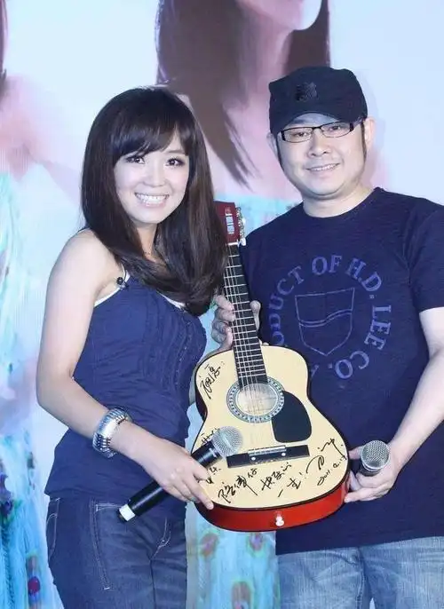 害死亲哥遭那英怒怼爆红后消失的刀郎去哪儿了