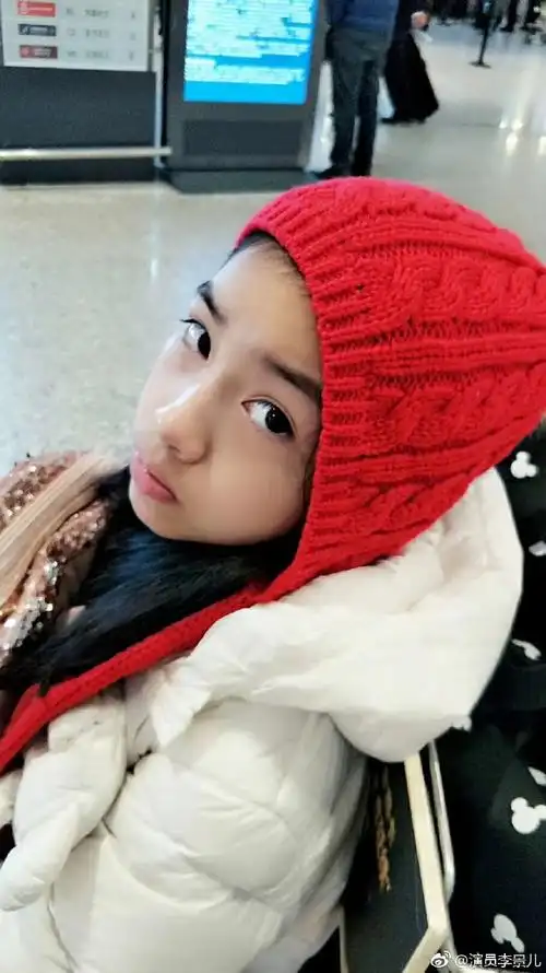 "小芈月"李景儿戏里阳光萝莉,戏外却肤色暗淡,两眼无神|萝莉|阳光|孙