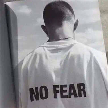 霸气又伤感的男生帅气背影头像