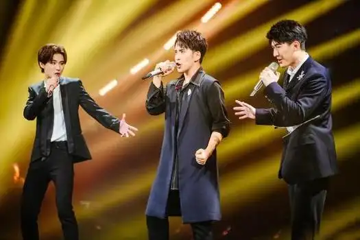 声入人心男团歌曲女声版(声入人心中文版你的名字登酷狗专区第二)(1)