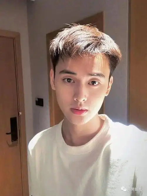 4款值得男生在秋冬剪的发型阳光又帅气