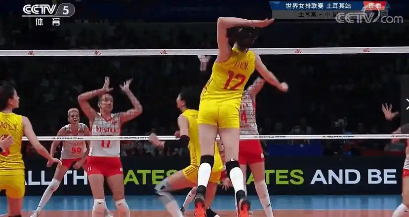 中国女排两连胜