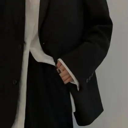 男生霸气侧脸头像 高清帅气的男头侧脸高冷霸气图片_男生头像_头像屋