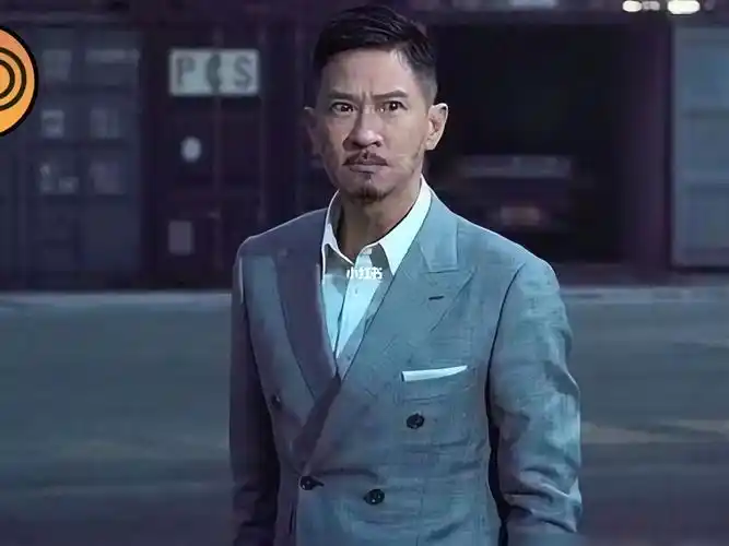 张家辉拒绝加杨紫微信