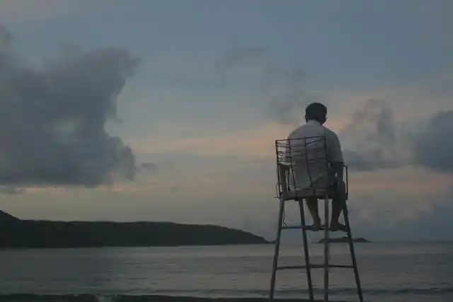 一回头,半生已过(伤感)