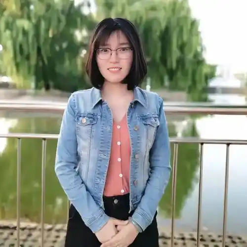 【弘扬教育家精神·最美教师】赵志莉:心怀热爱,向阳盛开