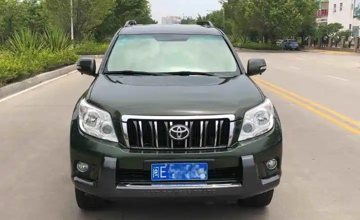 丰田 普拉多 4.0 tx-l 导航版 绿色 手自一体