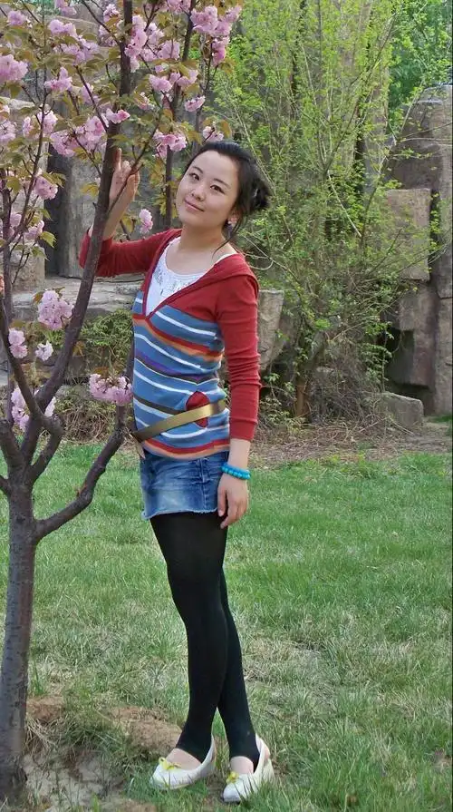 31岁未婚女征婚照片(id:70040147)_陕西西安征婚交友_珍爱网