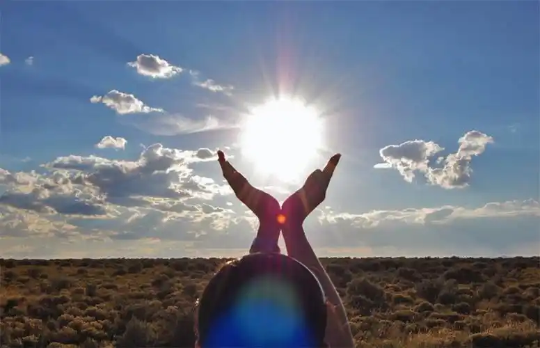 敞开胸怀拥抱明天