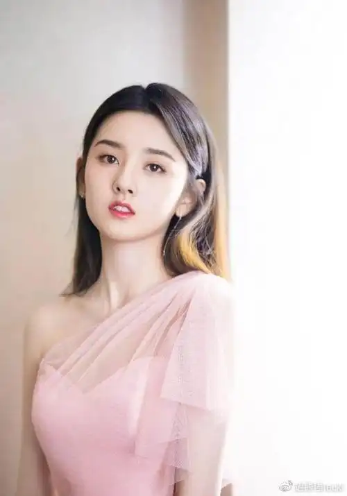 十位95后新生代女演员谁最美